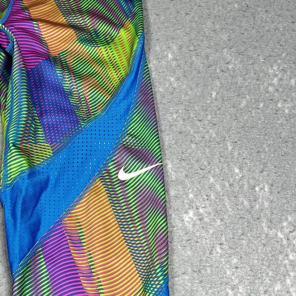 Nike Pro Hypercool Capris Womens M Frequency Photo Blue/Pink 725475-435 Training - Picture 3 of 15